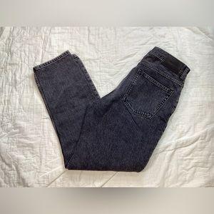 Everlane The 90’s Cheeky Jean Organic Cotton Distressed Black 29 Reg